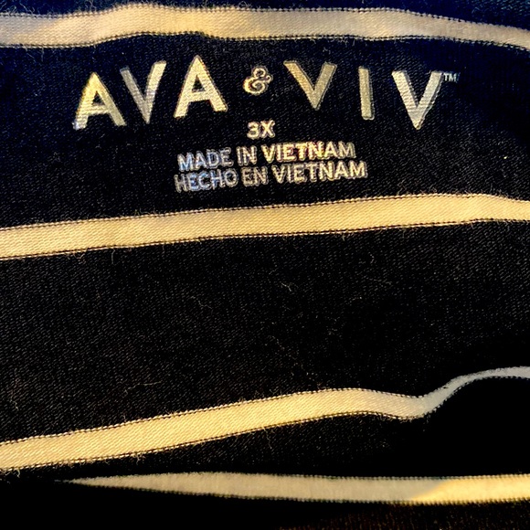 Ava & Viv Shirt 3XL Plus Size Black & White Striped Bird Detail w/ Sequins - Picture 3 of 6